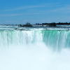 水の躍動感や反射色を英語で描写する – No.1 滝のある風景
